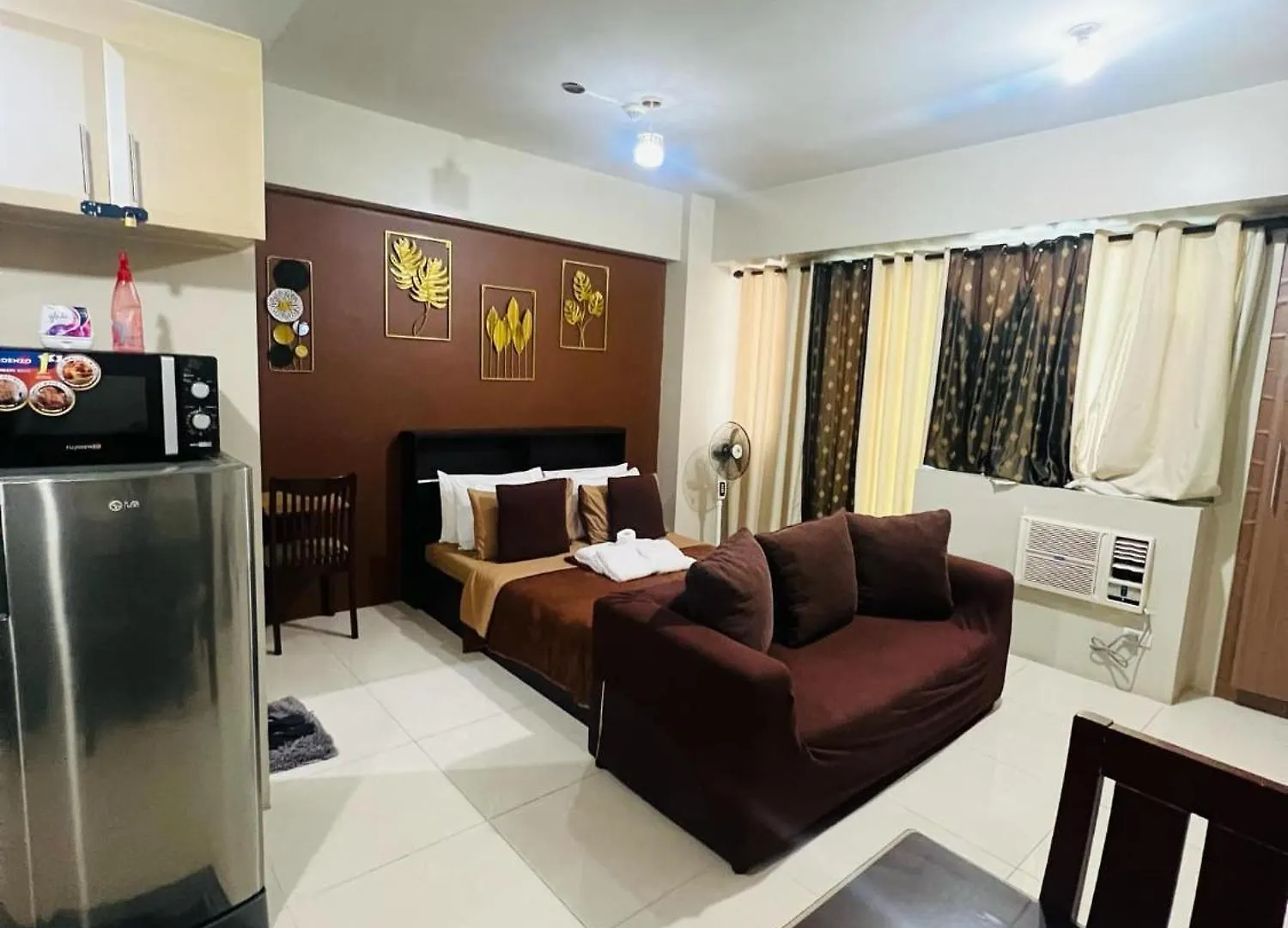 One Palm Tree Villas Condominium - Studio 10Th-A Fl With Balcony - Across Terminal 3 Airport Manila Philippines